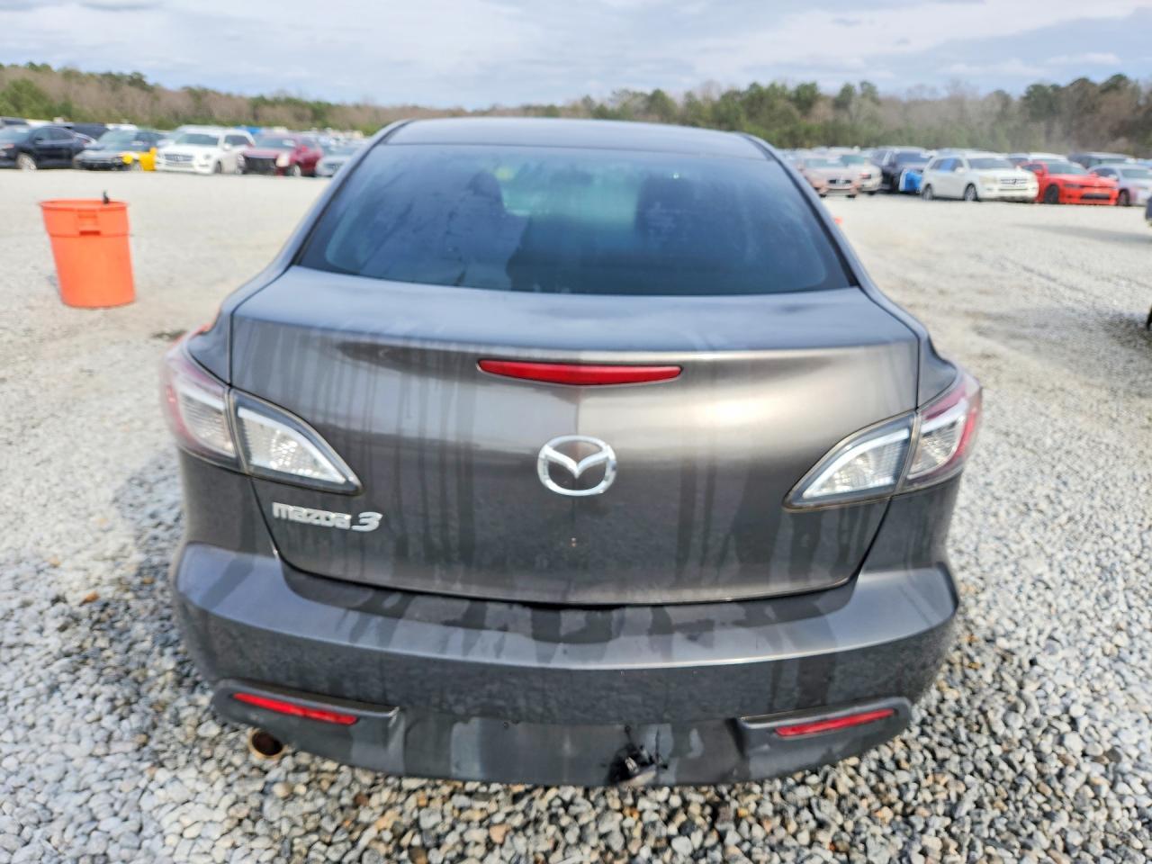 2011 Mazda 3 I