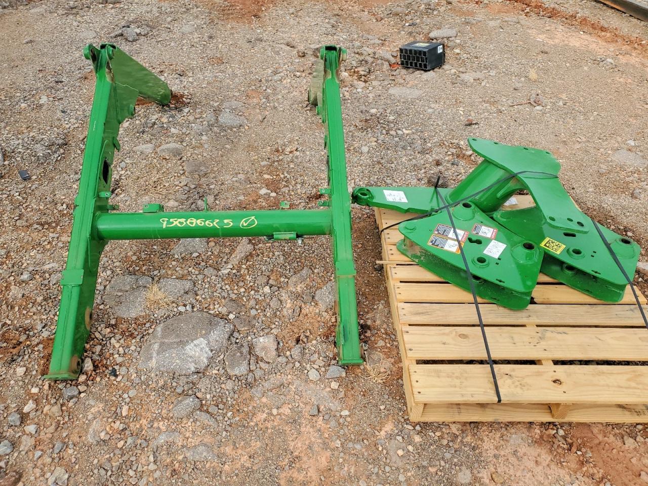 2021 John Deere 520m Loader