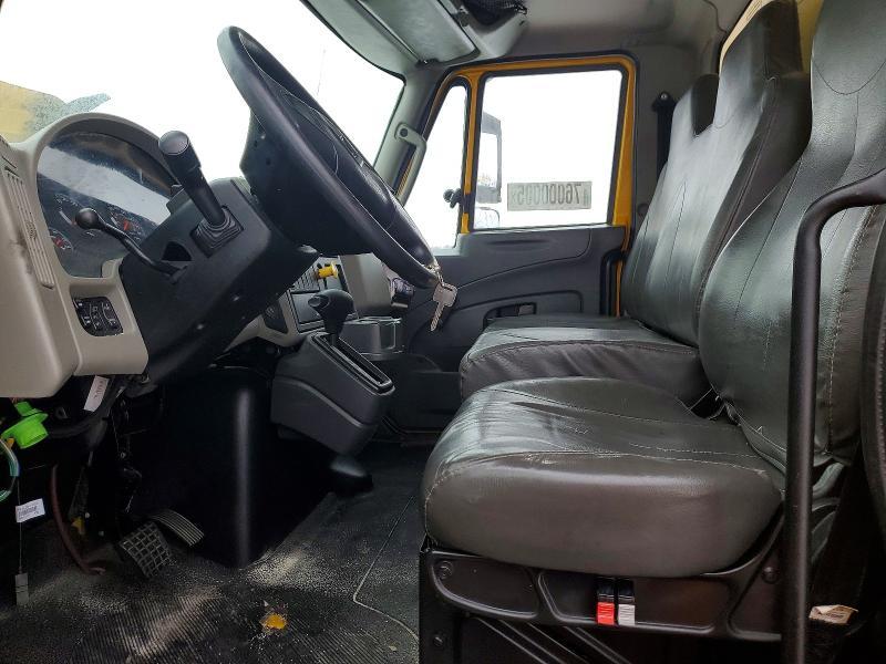 2018 International 4000 4300-Semi Truck