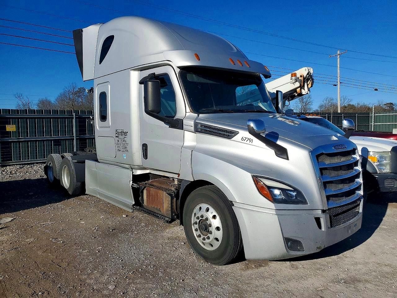 2020 Freightliner Cascadia 126 Semi Truck