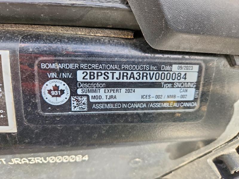 2024 Skidoo Summit EXP 8TR S