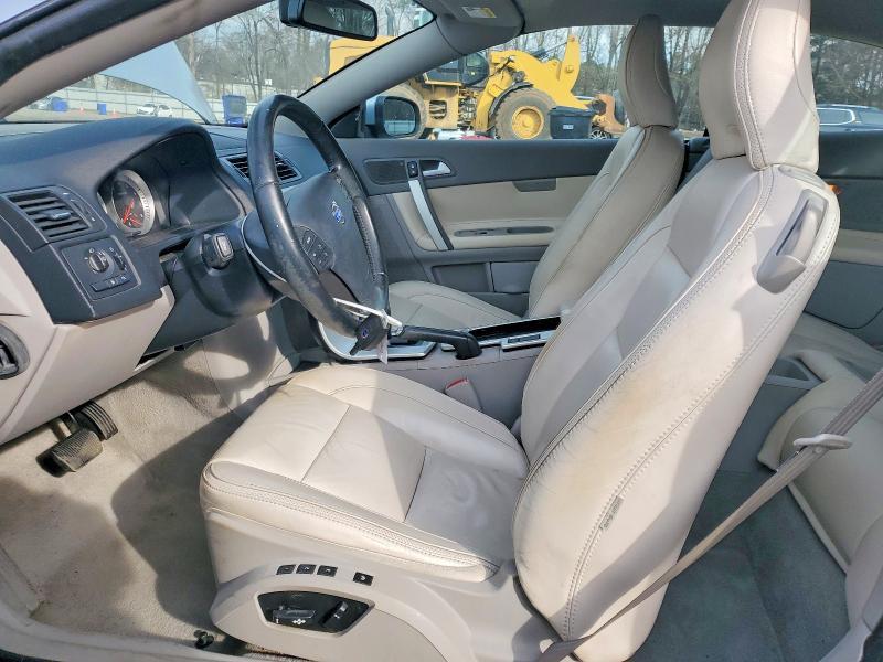 2013 Volvo C70 T5