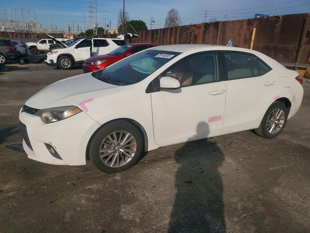 2014 Toyota Corolla l