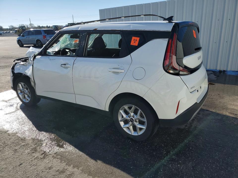 2024 KIA Soul lx