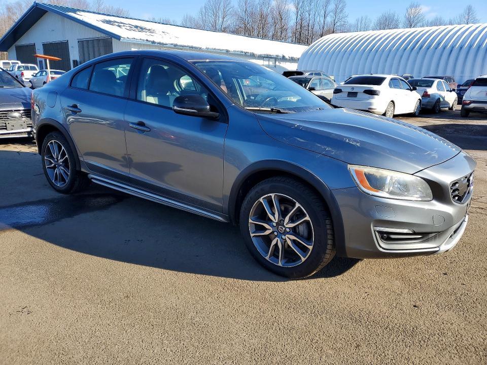 2016 Volvo S60 Cross Country T5