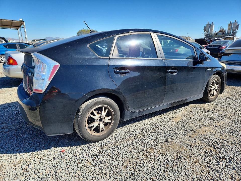 2010 Toyota Prius iii