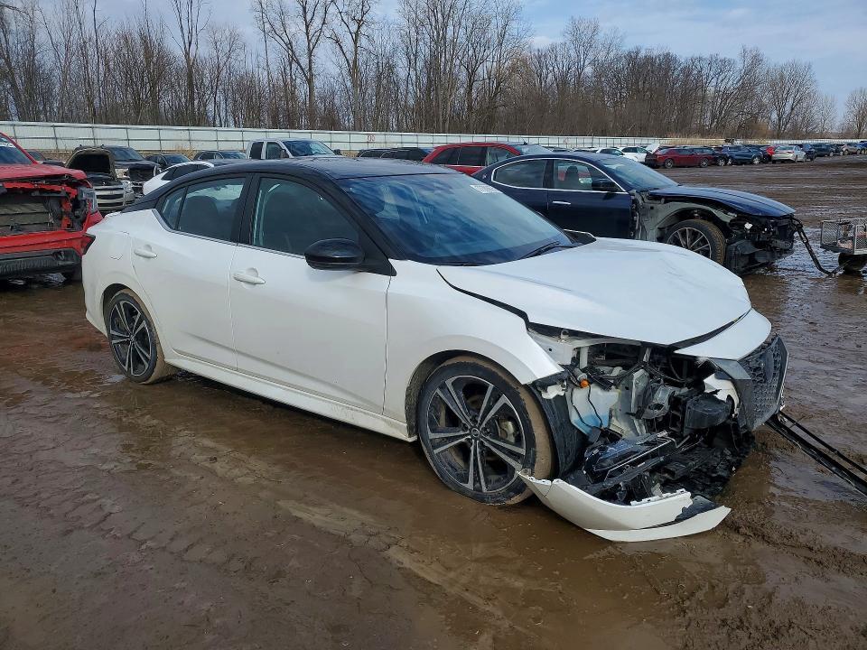 2022 Nissan Sentra sr