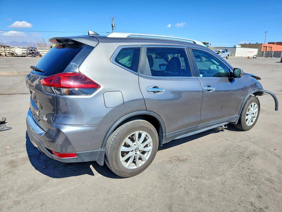 2019 Nissan Rogue sv