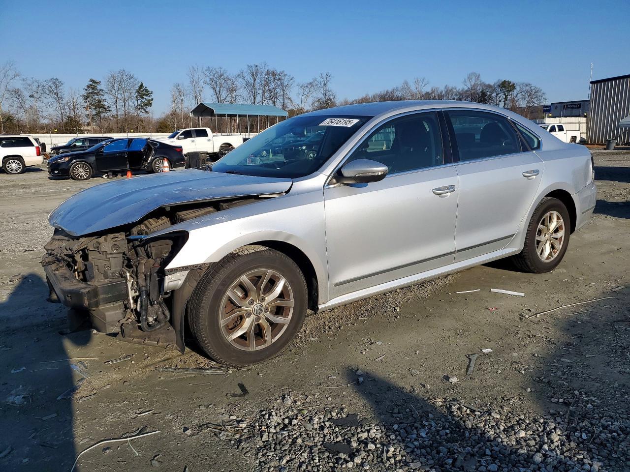 2017 Volkswagen Passat s