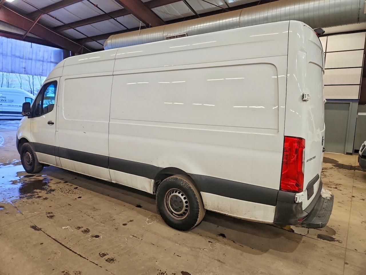 2021 Mercedes-Benz Sprinter 2500