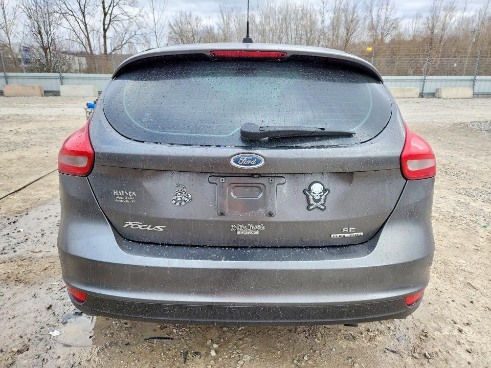 2015 Ford Focus se