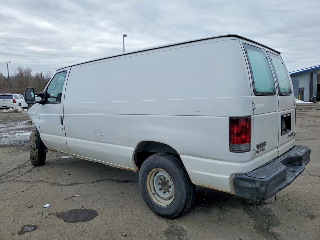 2013 Ford Econoline E250 Van