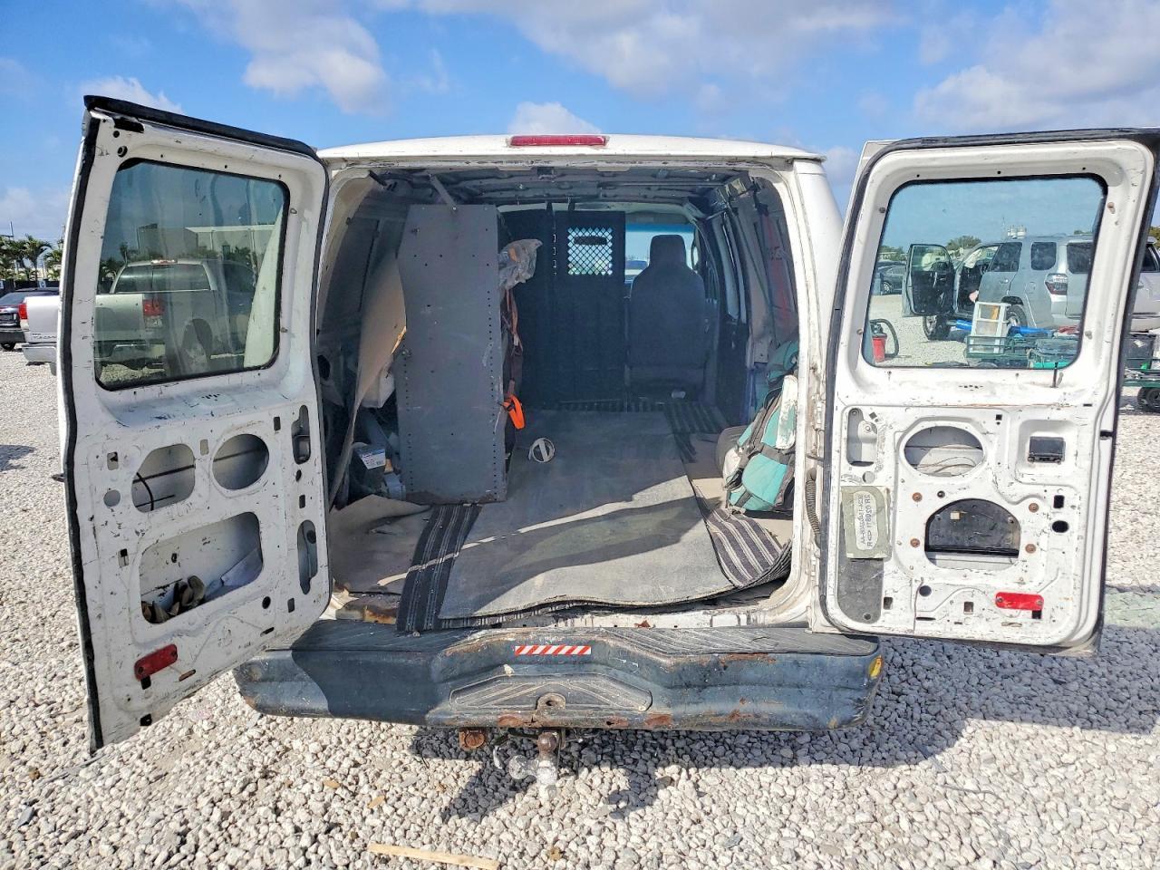 2011 Ford E250 Utility / Service Van