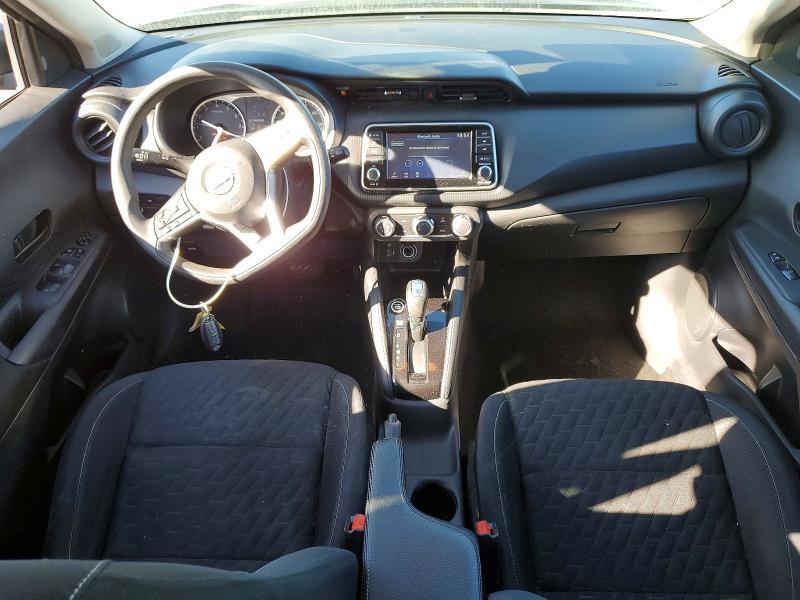 2022 Nissan Kicks s
