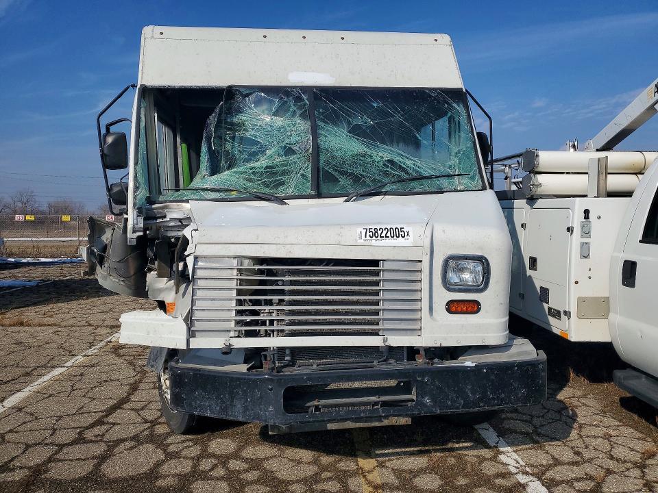 2021 Ford F59 Delivery Truck