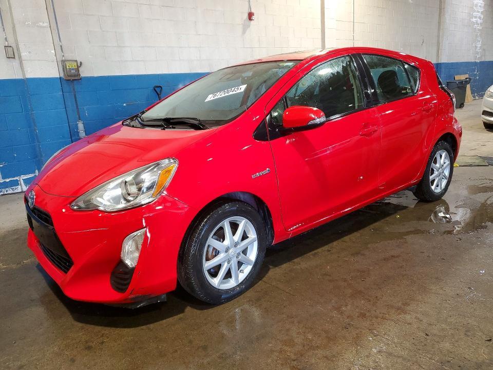 2016 Toyota Prius c Three