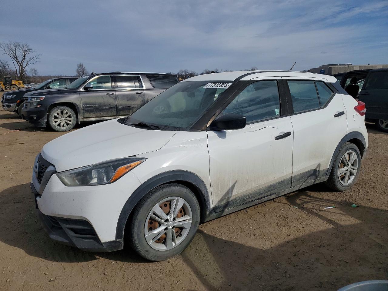 2020 Nissan Kicks s