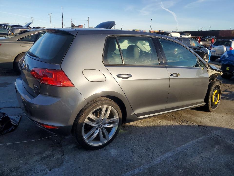 2015 Volkswagen Golf tdi