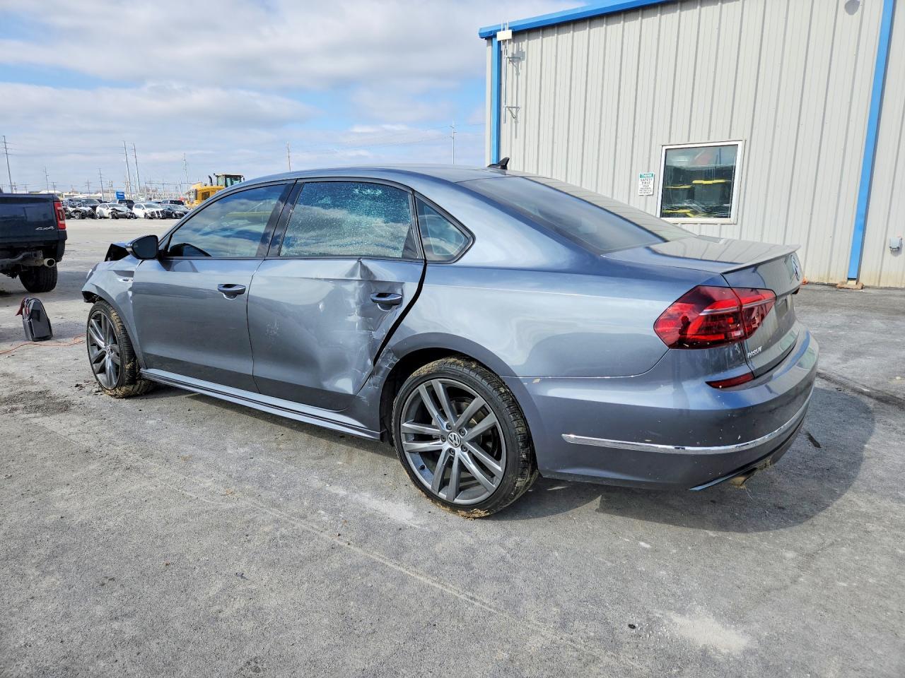2018 Volkswagen Passat s