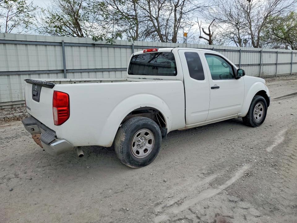 2013 Nissan Frontier S
