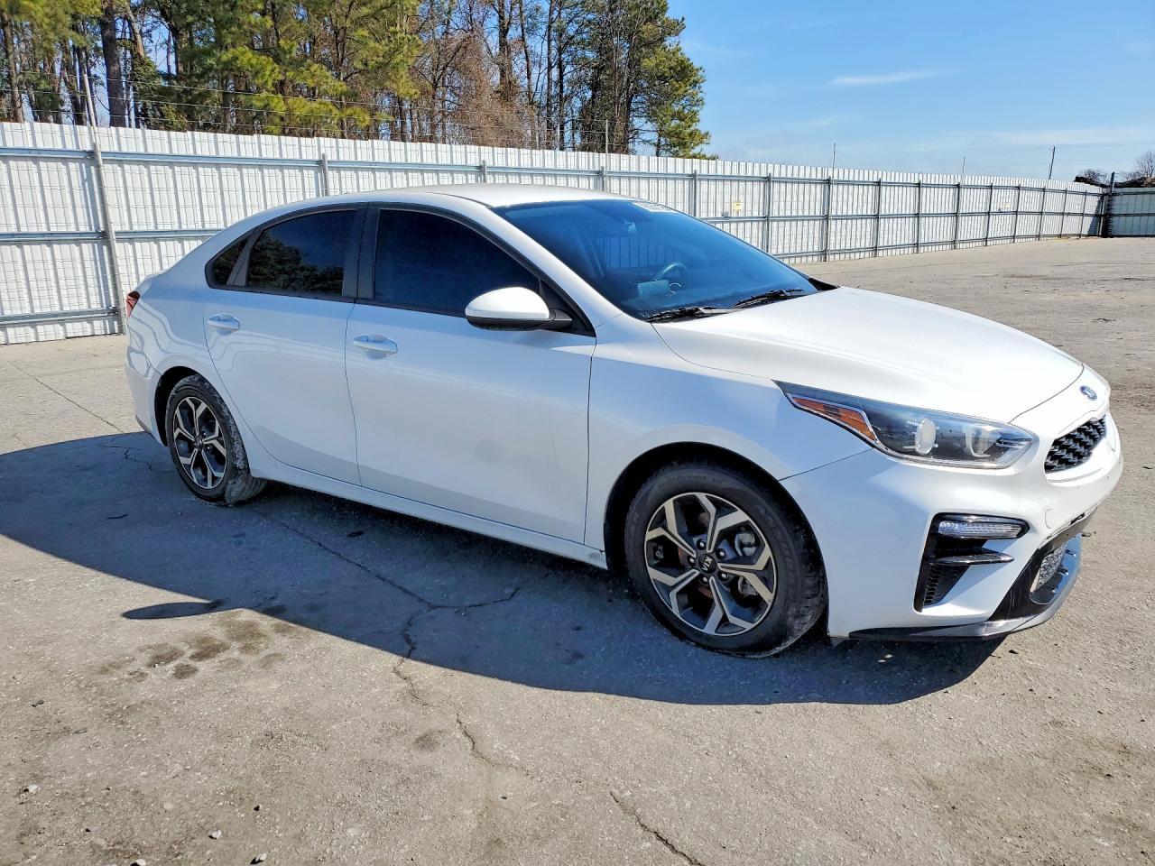 2021 KIA Forte fe