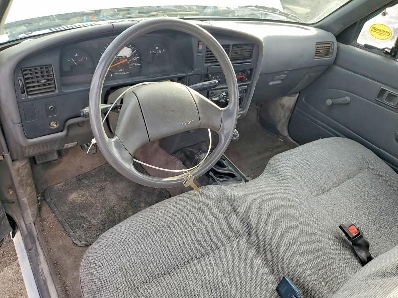 1989 Toyota Pickup 1/2 ton Short Wheelbase dlx