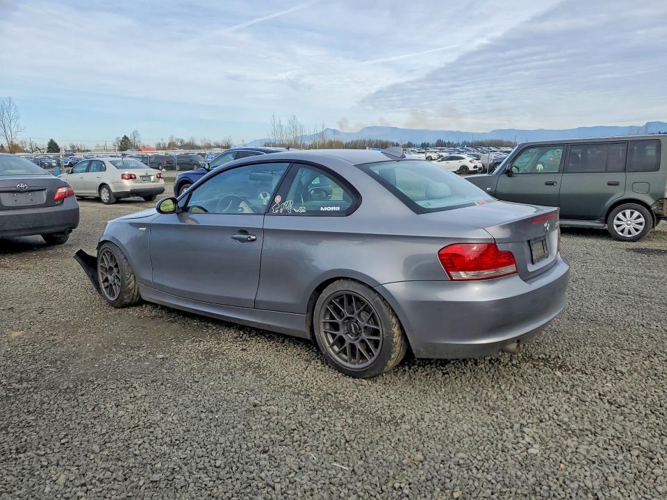 2009 BMW 128 i