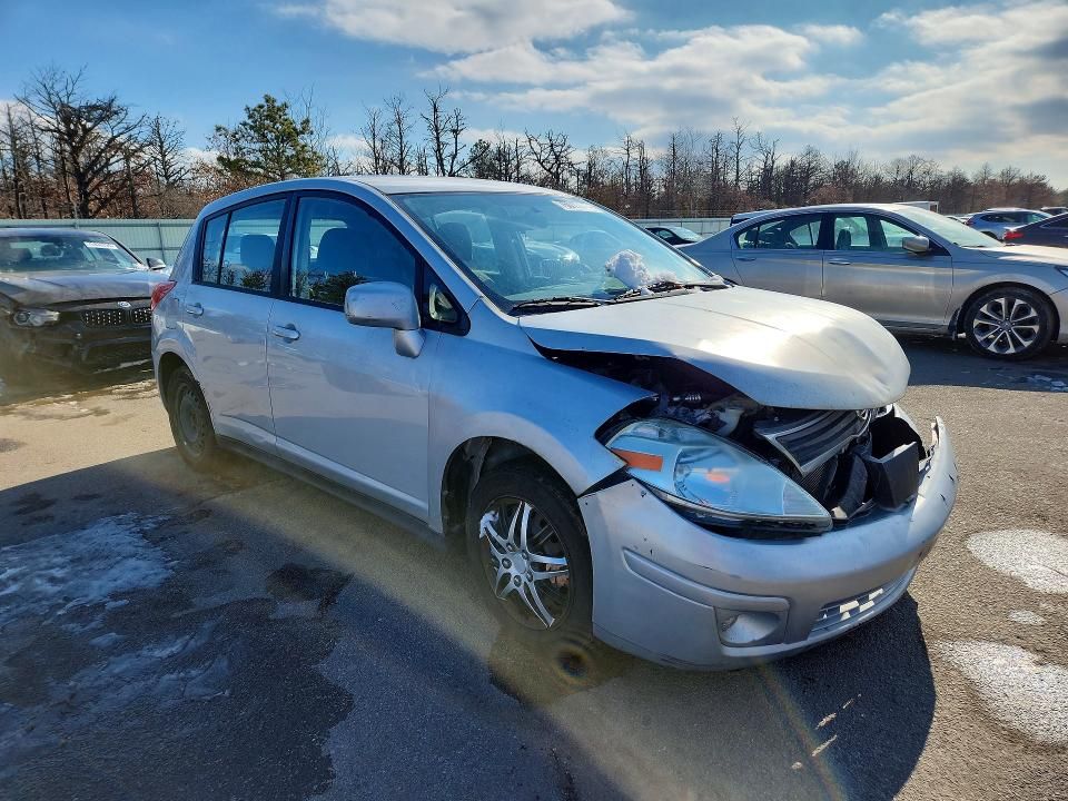 2012 Nissan Versa s