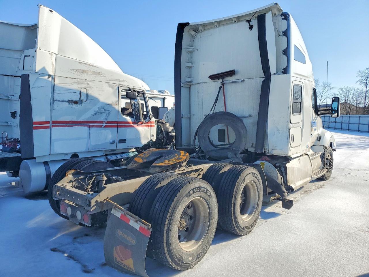 2021 Kenworth T680 Semi Truck