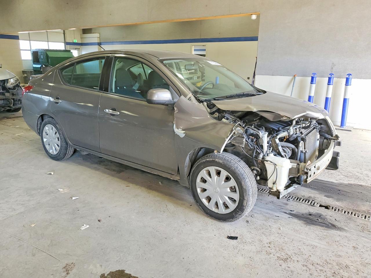 2014 Nissan Versa s