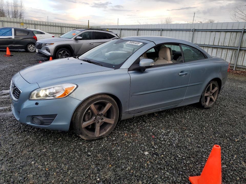 2011 Volvo C70 T5