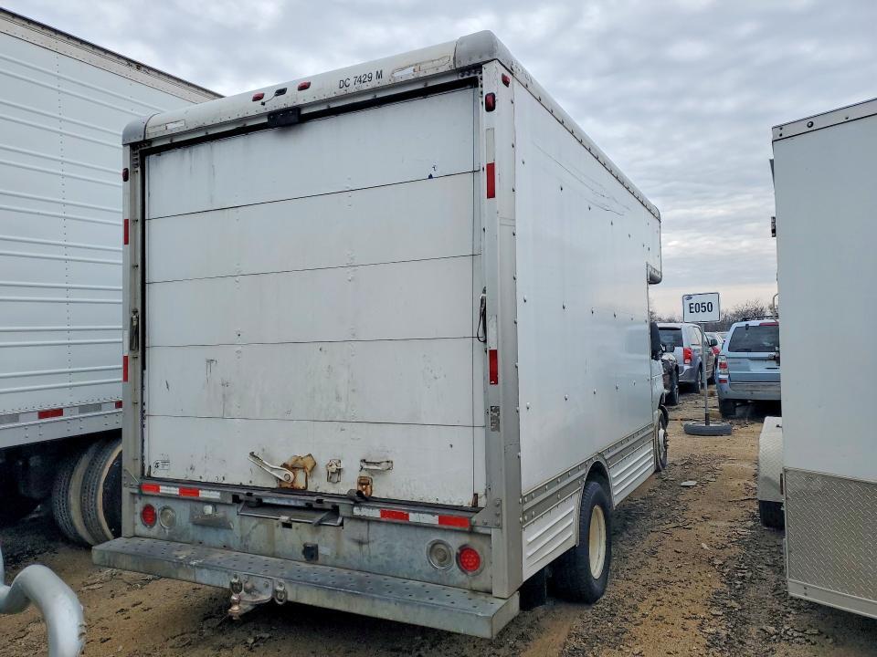 2006 Ford E450 Delivery Truck