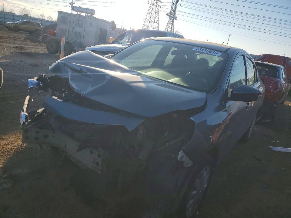 2016 Nissan Versa 1.6 s Plus