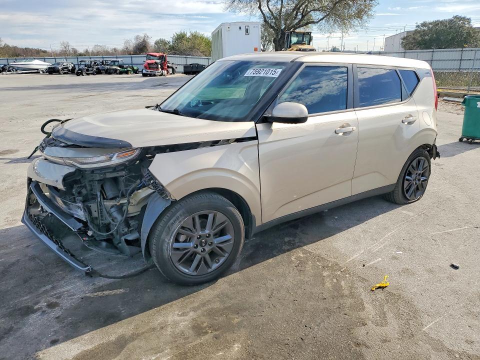 2020 KIA Soul ex