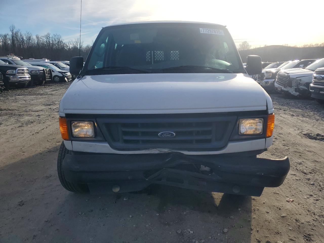 2006 Ford Econoline E150 van