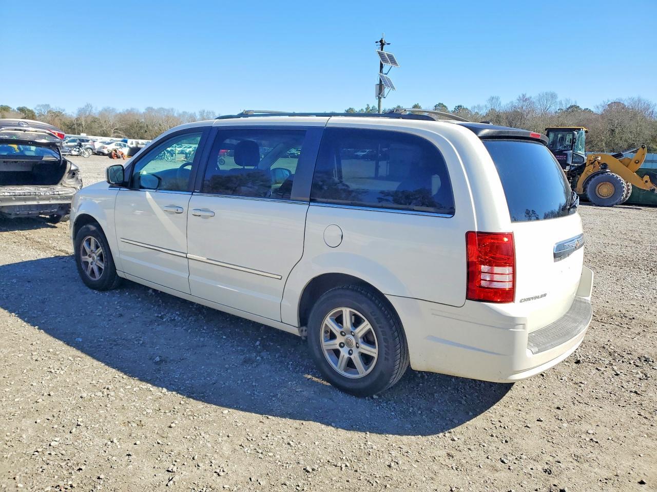 2010 Chrysler Town & Country Touring