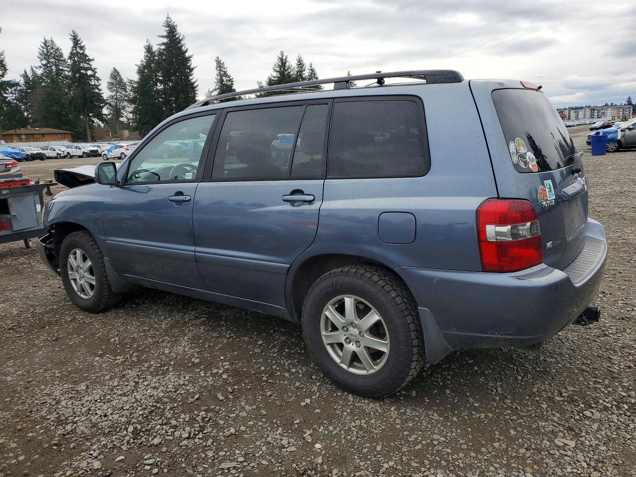2004 Toyota Highlander Base
