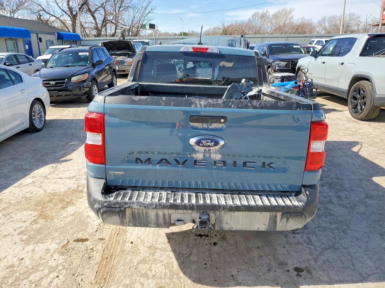 2023 Ford Maverick XL