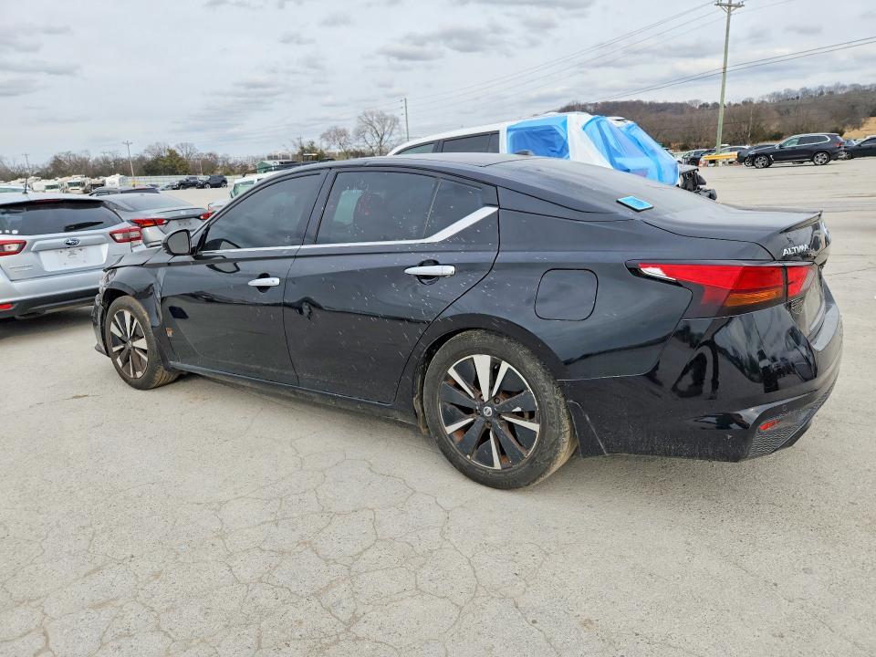 2019 Nissan Altima sv