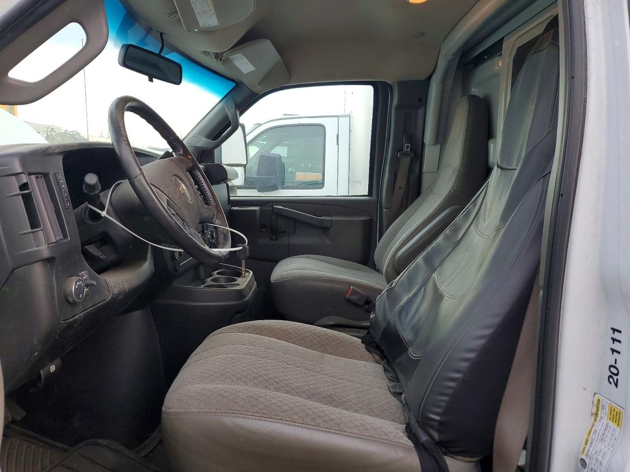 2022 Chev 3500 Express