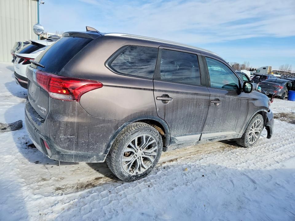 2018 Mitsubishi Outlander es