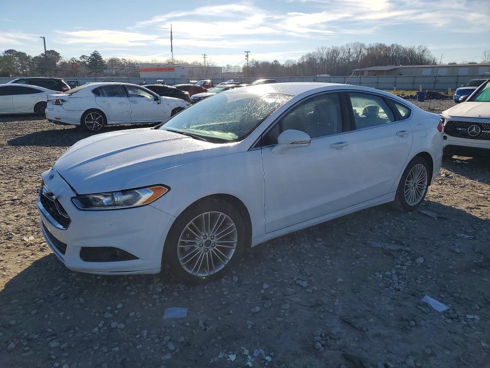2016 Ford Fusion se