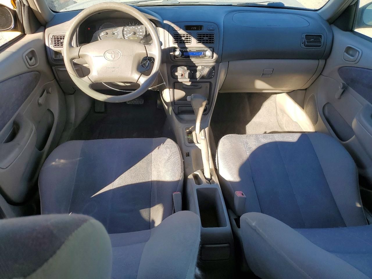 2000 Toyota Corolla ve