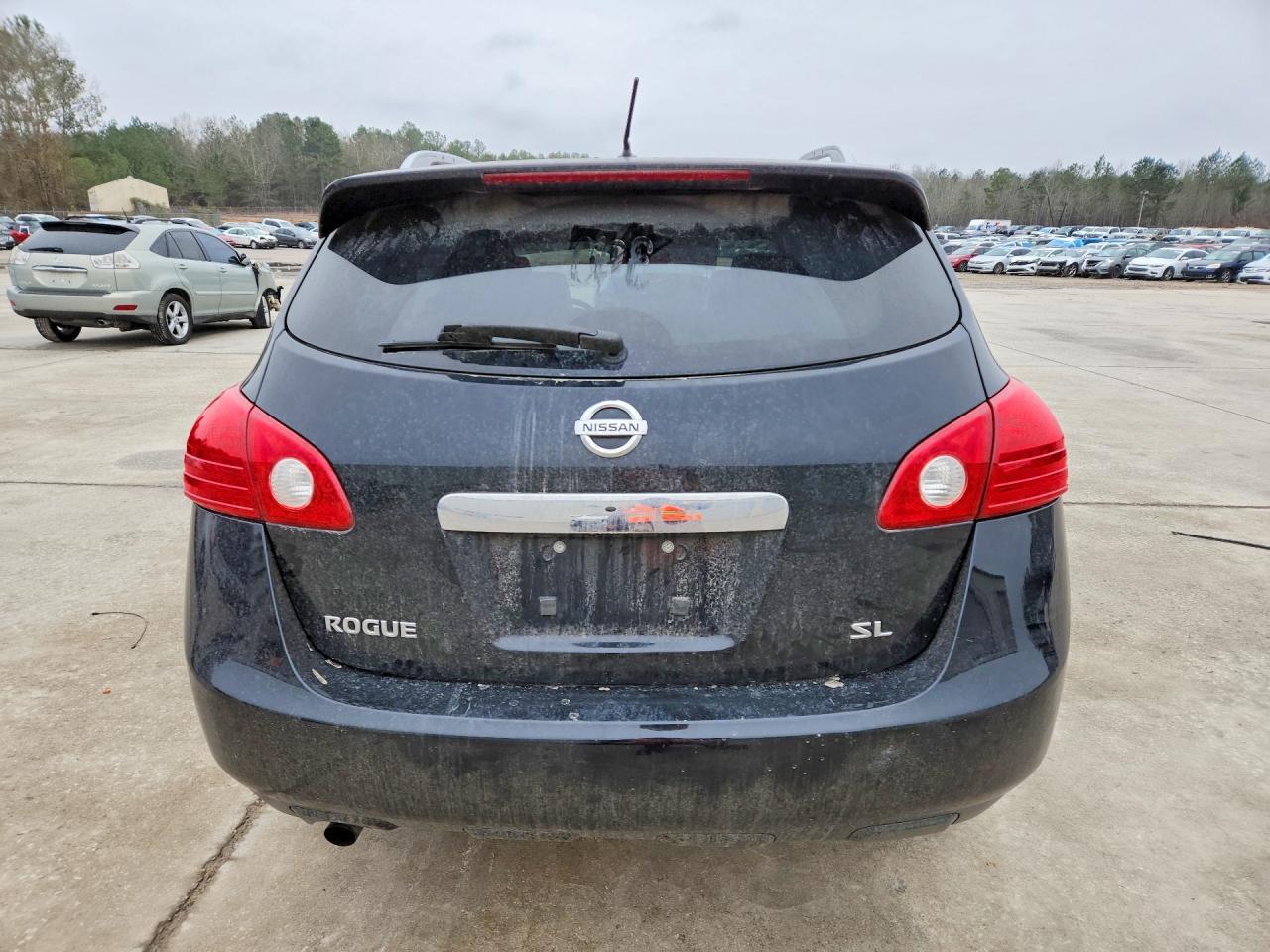 2012 Nissan Rogue s