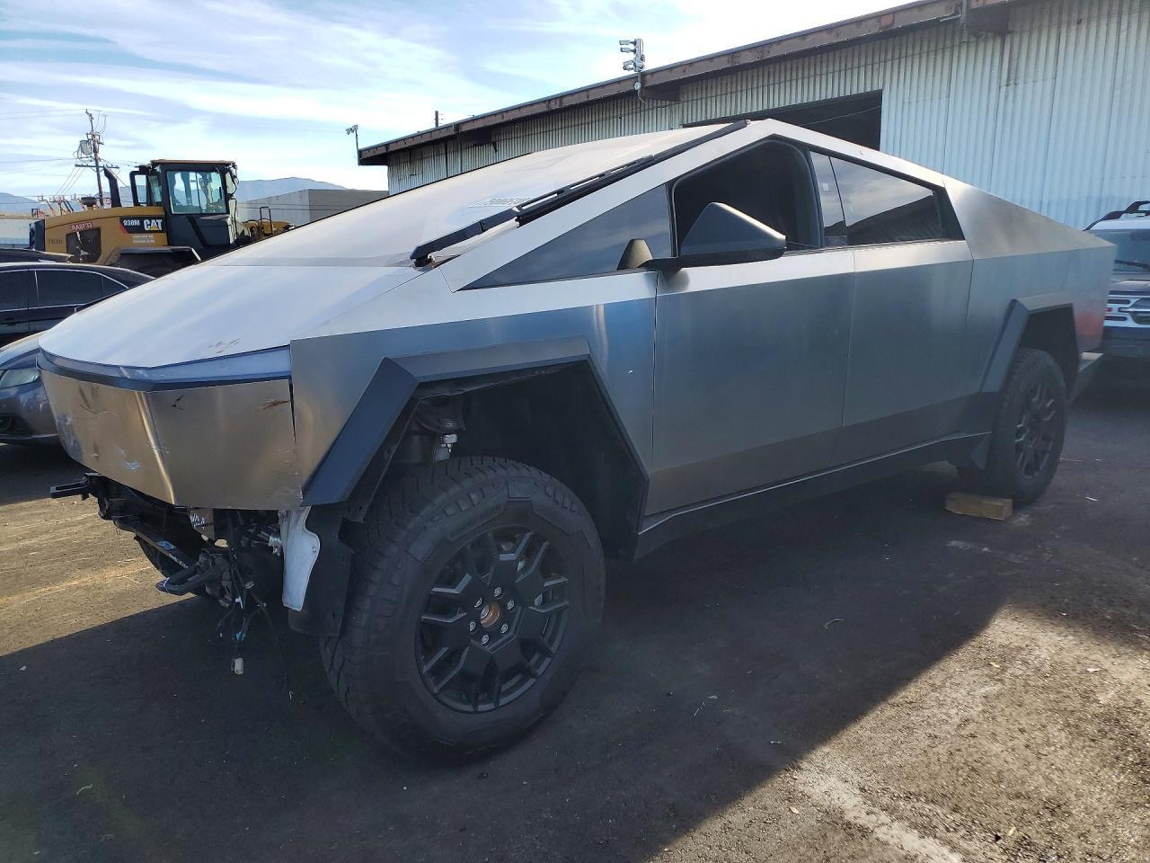 2025 Tesla Cybertruck