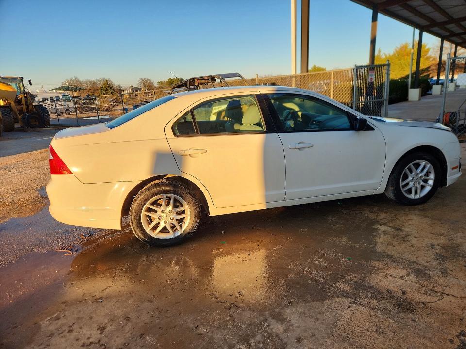 2012 Ford Fusion s