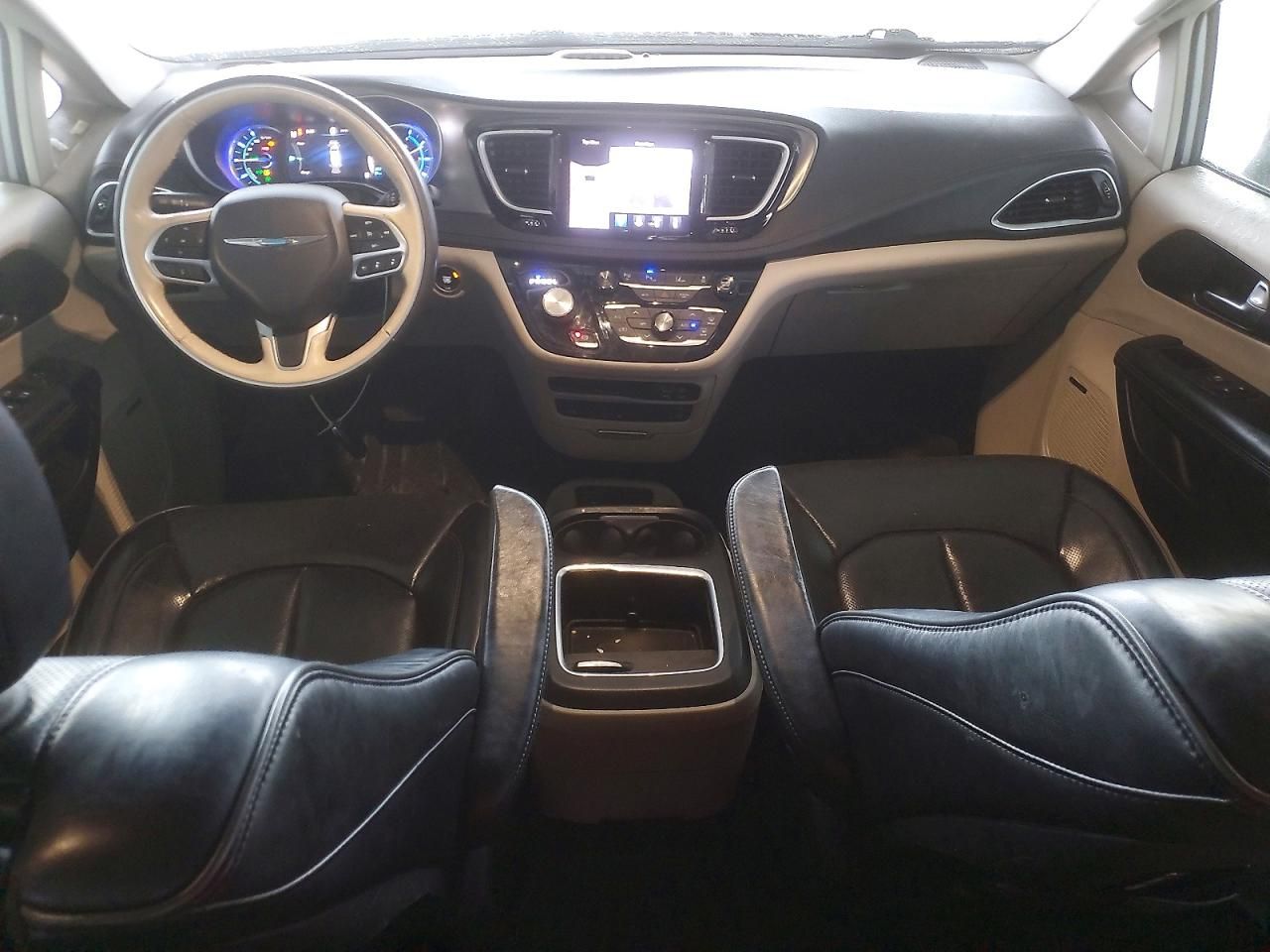 2018 Chrysler Pacifica Hybrid Limited