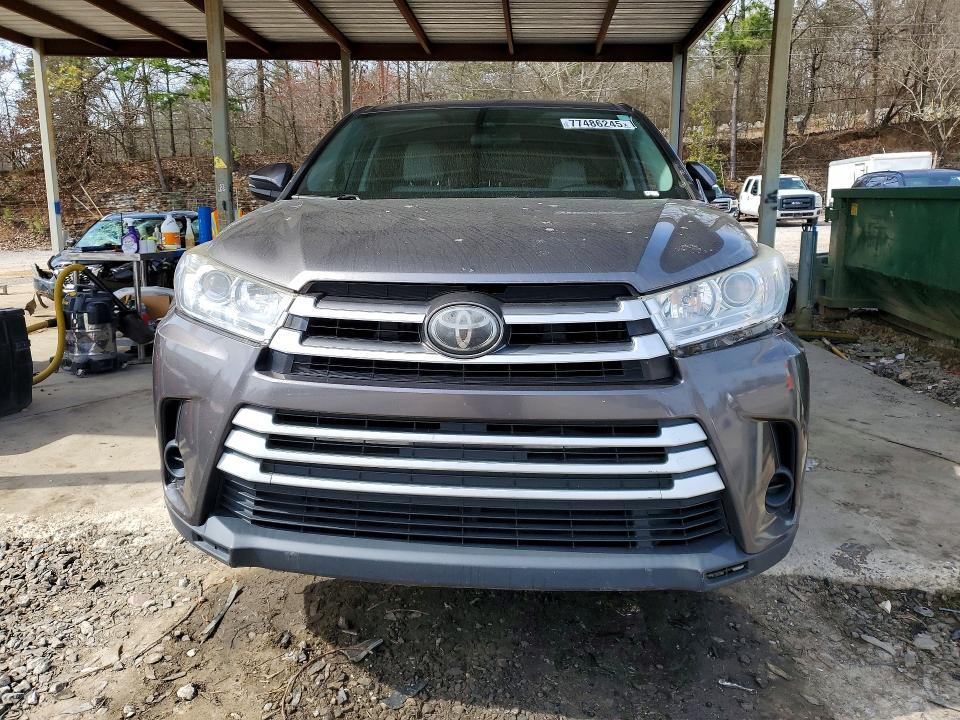 2017 Toyota Highlander le