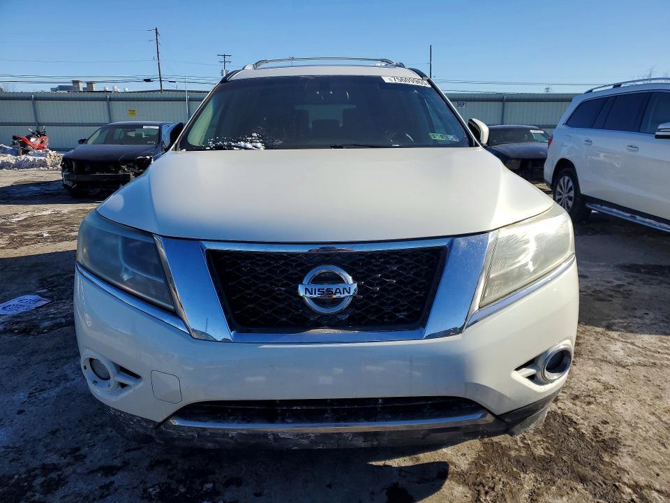 2014 Nissan Pathfinder s