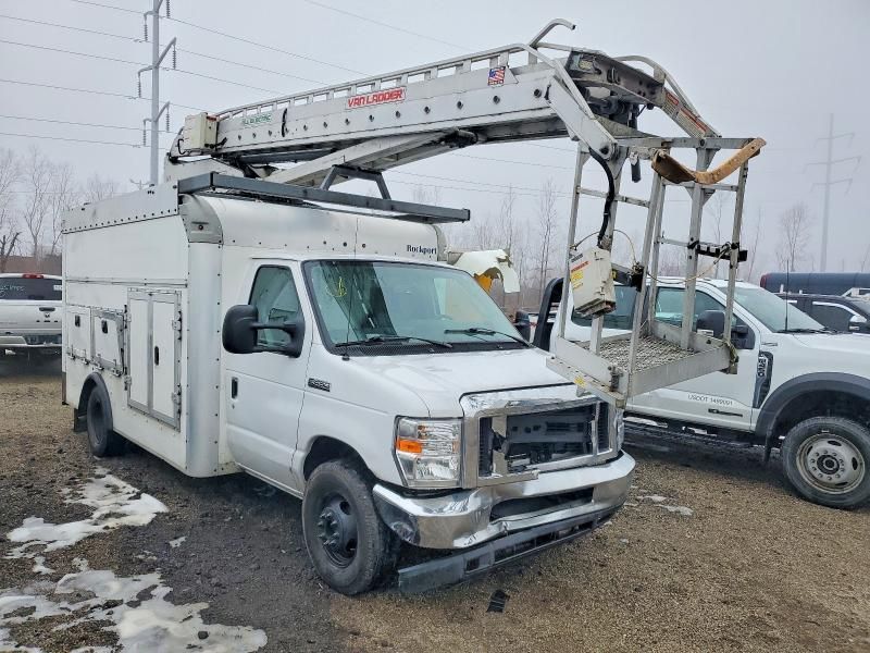 2019 Ford E450 Cable Placer Bucket Truck